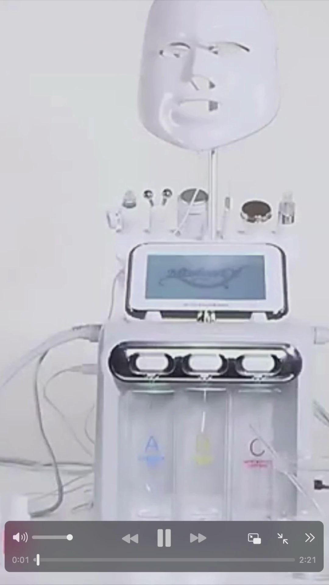 H2O₂ 7-in-1 hydro dermabrasion machine with LED mask for professional facial treatments